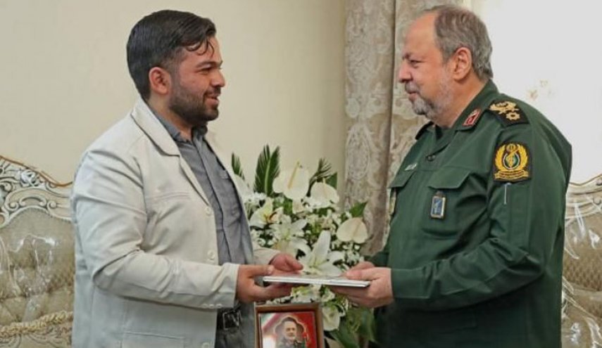 سرپرست وزارت دفاع: فرهنگ ایثار پشتوانه عزت و استقلال کشور است