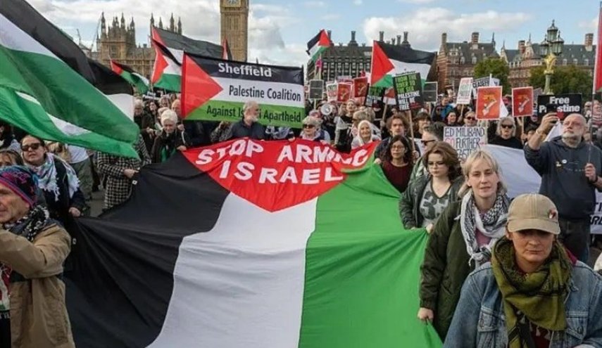 آلاف المتظاهرين في لندن وبرلين ودبلن يطالبون بوقف الإبادة في غزة
