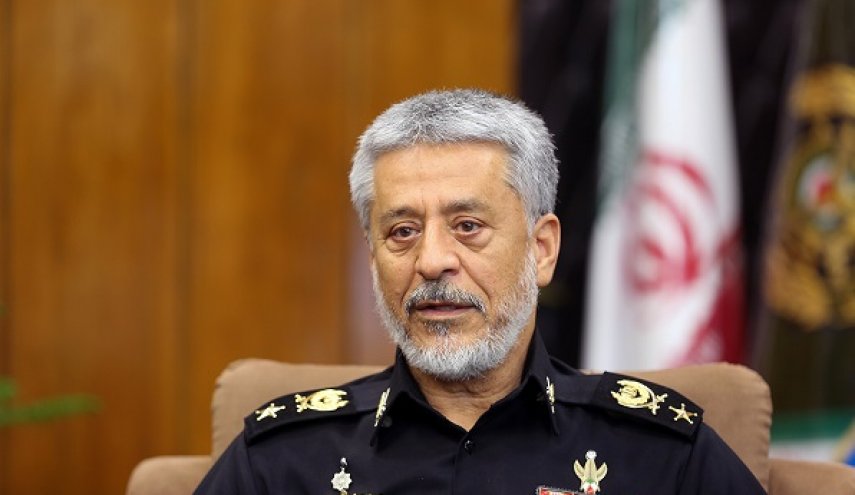 امیر سیاری :شناورهای دشمن در صورت هرگونه حماقت هدف قرار می‌گیرند