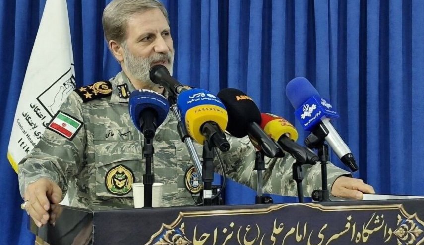قائد الجيش الايراني: مضيق هرمز سيظل مغلقًا حتى تُحترم حقوق الشعب الإيراني