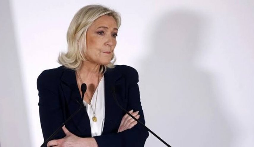 پیشتازی لوپن و نگرانی مسلمانان فرانسه از افزایش تبعیض و خشونت
