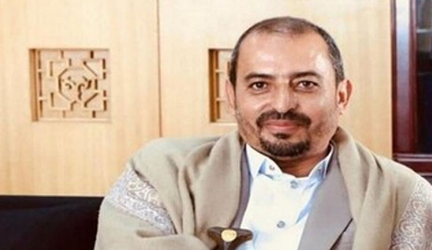 دست صنعا همچنان برای تحقق صلح عادلانه دراز است/ عربستان با هدف قرار دادن فرودگاه صنعا دور جدید تشدید تنش را آغاز کرد