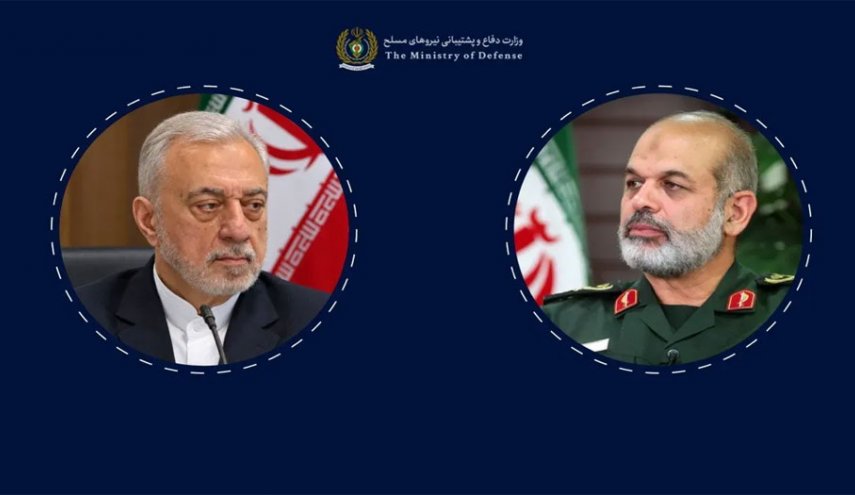 قائد حرس الثورة يهنئ وزير الدفاع الجديد ويدعو لتعزيز التنسيق الاستراتيجي
