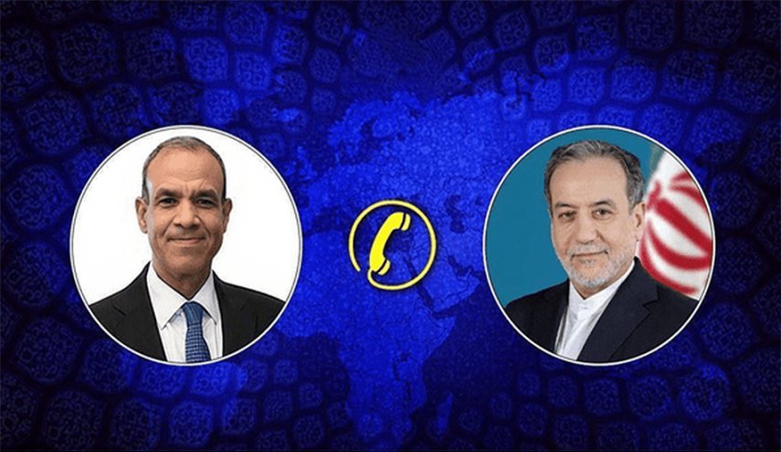 محادثة هاتفية لعراقجي مع نظيره المصري تناولت خفض التوتر بالمنطقة