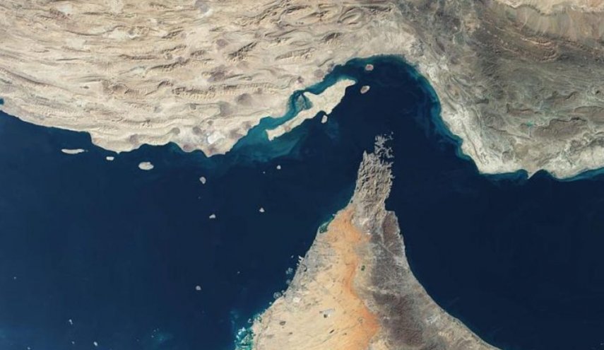 العميد محبي: مضيق هرمز مغلق تماماً
