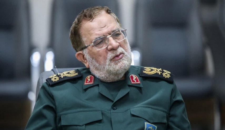 سرلشکر ایزدی: دشمن در انفعال است؛نیروهای مسلح با اقتدار در صحنه هستند 