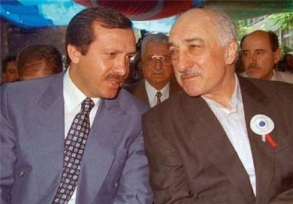 فتح الله گولن و رجب طیب اردوغان در سالهای نه چندان دور