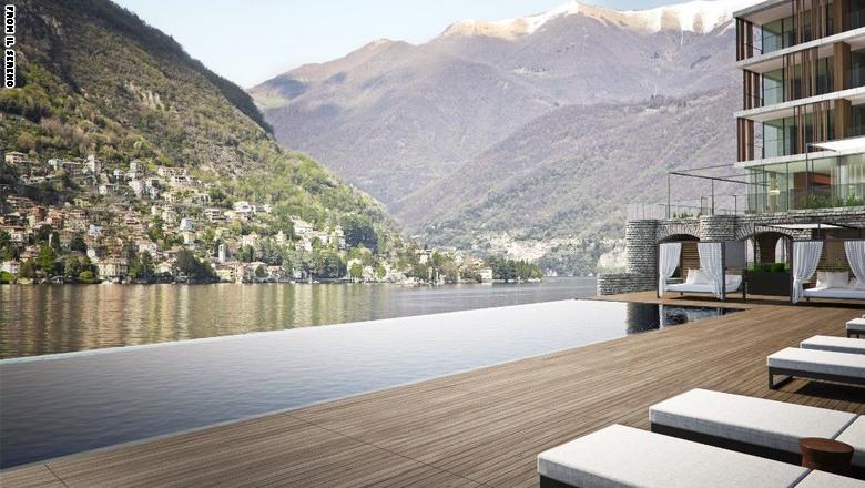 فندق إيل سيرينو: ويطل الفندق على بحيرة كومو، في إيطاليا. وتندمج بركة السباحة في الفندق بشكل تلقائي وعفوي مع المناظر الطبيعية الخلابة