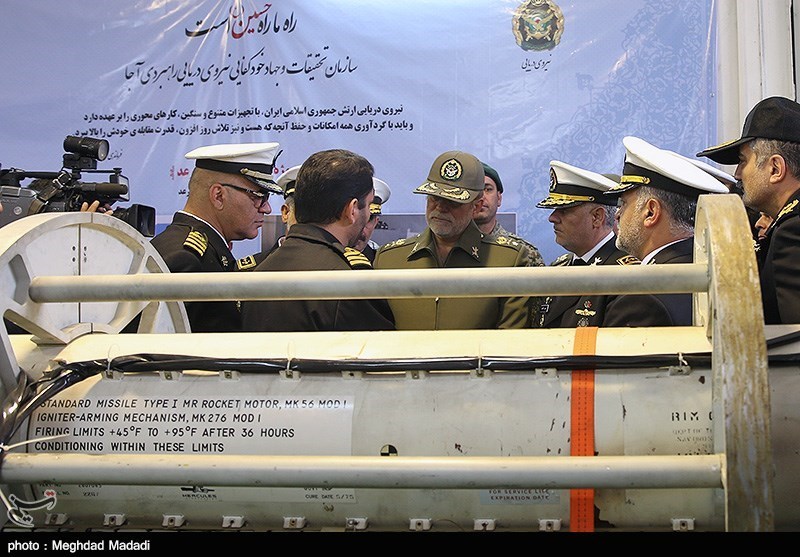 بالصور/ البحرية الايرانية تعرض 9 منجزات دفاعية جديدة