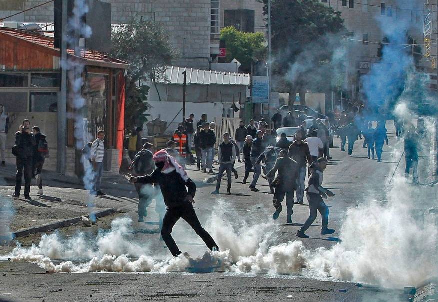 بالصور.. إصابة 231 فلسطينيا بمواجهات نصرة القدس