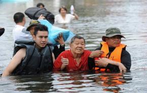 تحذيرات حول وصول الفيضانات الى بانكوك غدا