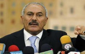 صالح يوافق على نقل السلطة مع استمرار الاحتجاجات