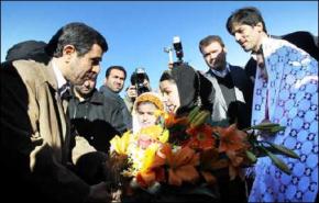 احمدي نجاد : محاولات الغرب لاستغلال ثورات الشعوب ستبوء بالفشل