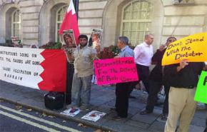 بحرينيون بلندن يطالبون باسقاط النظام الخليفي