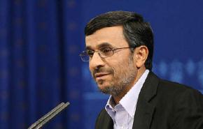 الرئيس الإيراني يكرم الفائزين بمهرجان 