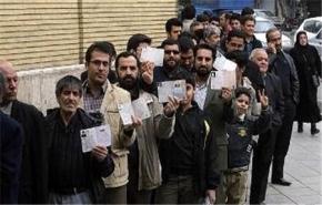 اقبال واسع على صناديق الاقتراع في ايران