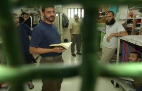 الصليب الاحمر يطلب نقل 6 معتقلين فلسطينيين الى المستشفى