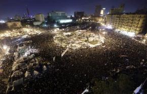 الاف المصريين من انصار الثورة في ميادين المدن