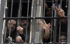 السجناء الفلسطينيون لدى الاحتلال يطالبون اعتبارهم اسرى حرب