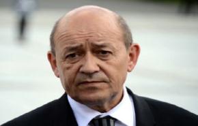 وزير الدفاع الفرنسي: لن نقدم اسلحة للمعارضة السورية