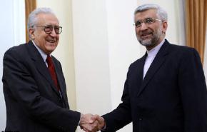 جليلي: ايران تدعم اي مبادرة تساعد على انهاء العنف بسوريا