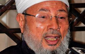 كاتب سعودي يشن هجوماً على القرضاوي  