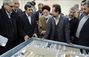 الرئيس احمدي نجاد يدشن محطة كهرباء في شاهرود