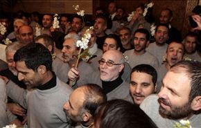 استقبال كبير في دمشق للزوار المطلق سراحهم