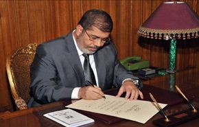 قيادي إخواني: امريكا تحاول احراج مرسي بكل السبل