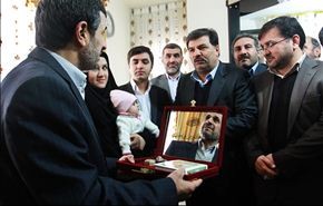 الرئيس الايراني يفتتح مشاريع انمائية في همدان