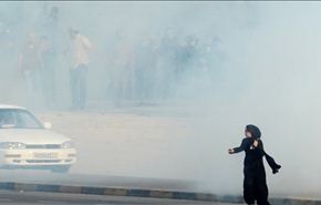 سرکوب تظاهرکنندگان بحرینی با گاز سمی
