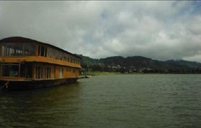 قتلى في غرق مطعم عائم في نهر دجلة بالعراق