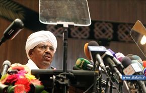 البشير يعلن مبادرة اطلاق سراح المعتقلين السياسيين