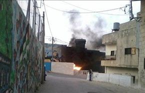 فلسطينيون يضرمون النار ببرج مراقبة اسرائيلي