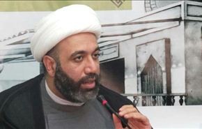 معارض بحريني يطالب الحكم بالإعتذار عن هدم المساجد