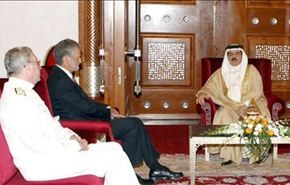 ملك البحرين يتباحث مع قائد القوات المركزية الاميركية