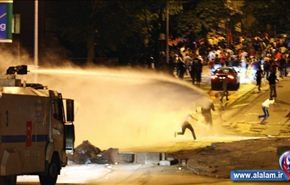 الحكومة التركية تهدد باستخدام الجيش لقمع التظاهرات