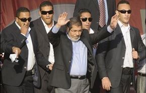 ارتش مصر مرسی را بازداشت کرد !