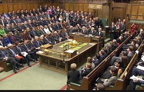 البرلمان البريطاني يقيد تسليح المعارضة السورية
