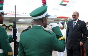 البشير في نيجيريا للمشاركة في القمة الافريقية