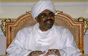 البشير يتحدى أمر الاعتقال بحضور قمة إفريقية