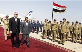 أحمدي نجاد يواصل زيارته إلى العراق