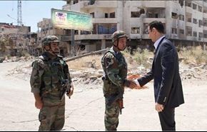 فيديو وصور/الرئيس السوري يتفقد قوات الجيش بداريا