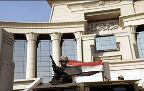 في مصر.. حبس المعزول وتبرئة المخلوع،سياسة ام قانون؟+فيديو