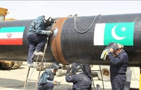 وزیر النفط الباكستاني: استیراد الغاز من إیران یبدأ ینایر 2015