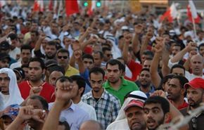 شعب البحرين يتظاهر تأكيدا على حقه بالحرية والديمقراطية