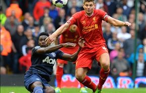 ليفربول يهزم مانشستر يونايتد ويتصدر