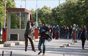 متفرق کردن دانشجویان با گاز اشک آور در ترکیه