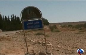 الجيش السوري يستعيد تلة طراد وبلدة مكسر الحصان بحمص+فيديو