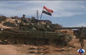 فيديو..الجيش السوري يتصدى للمسلحين على حدود لبنان